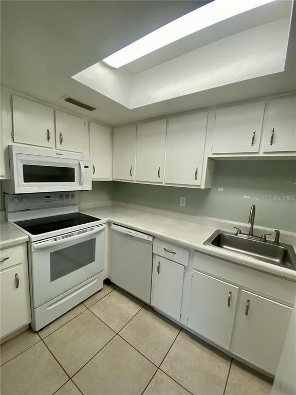 551 Flemming Way - Photo 6