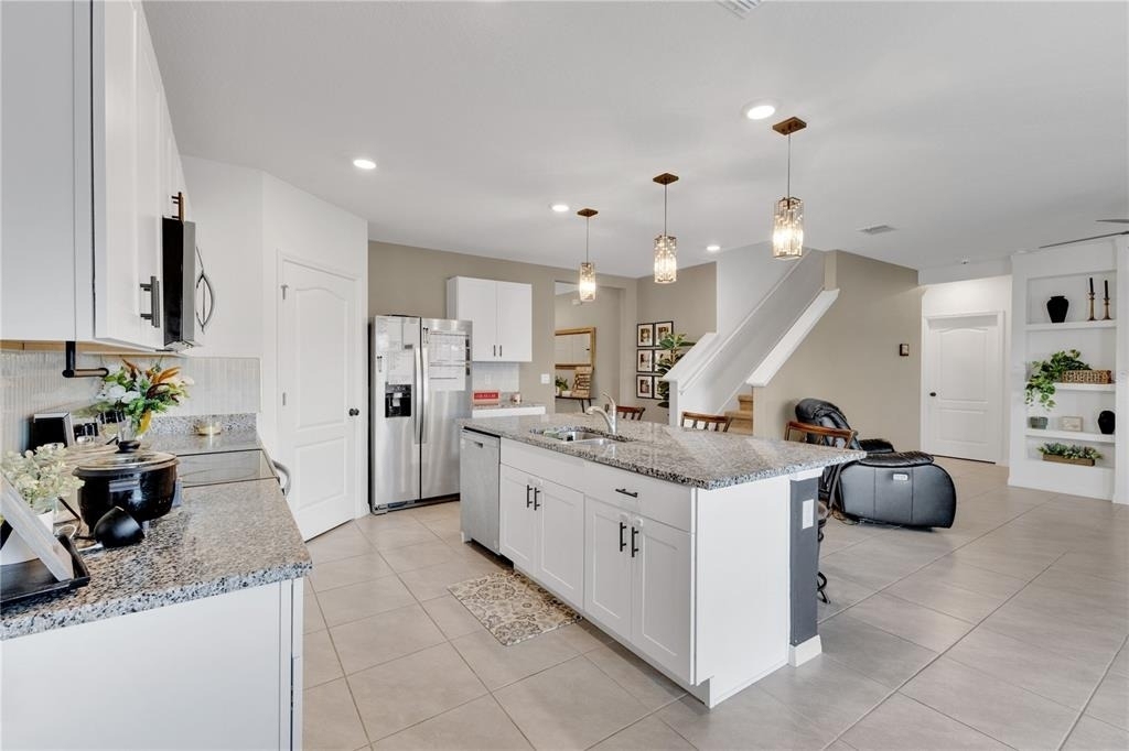 473 Archway Place - Photo 4