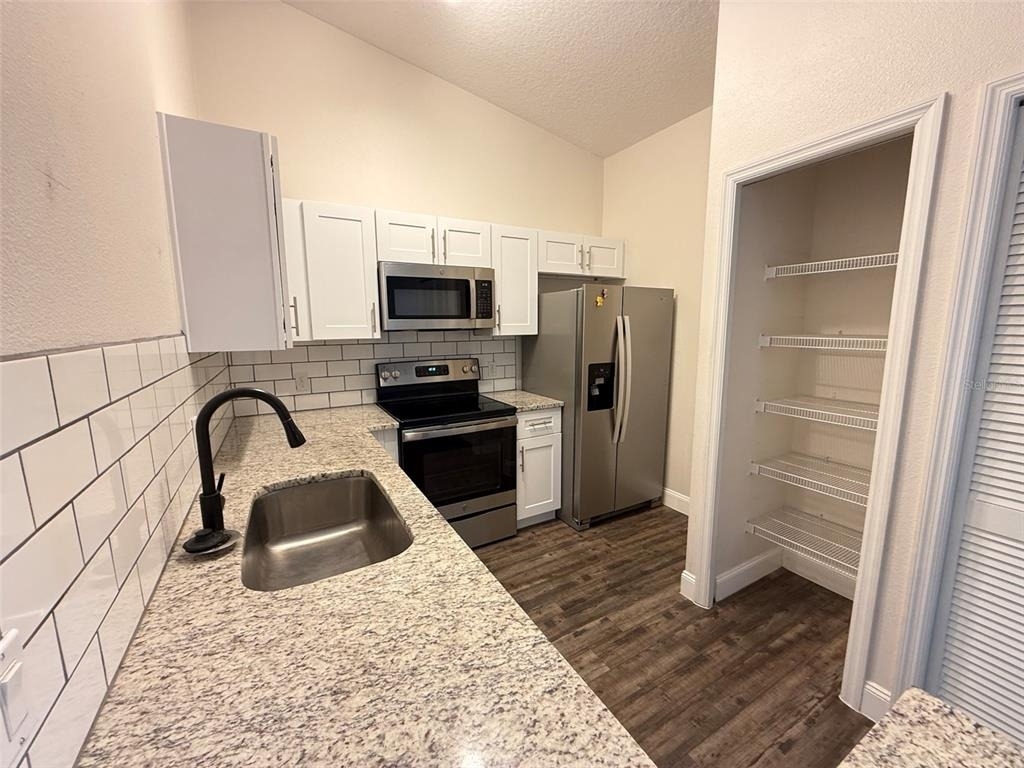 8846 Grand Palms Circle - Photo 7