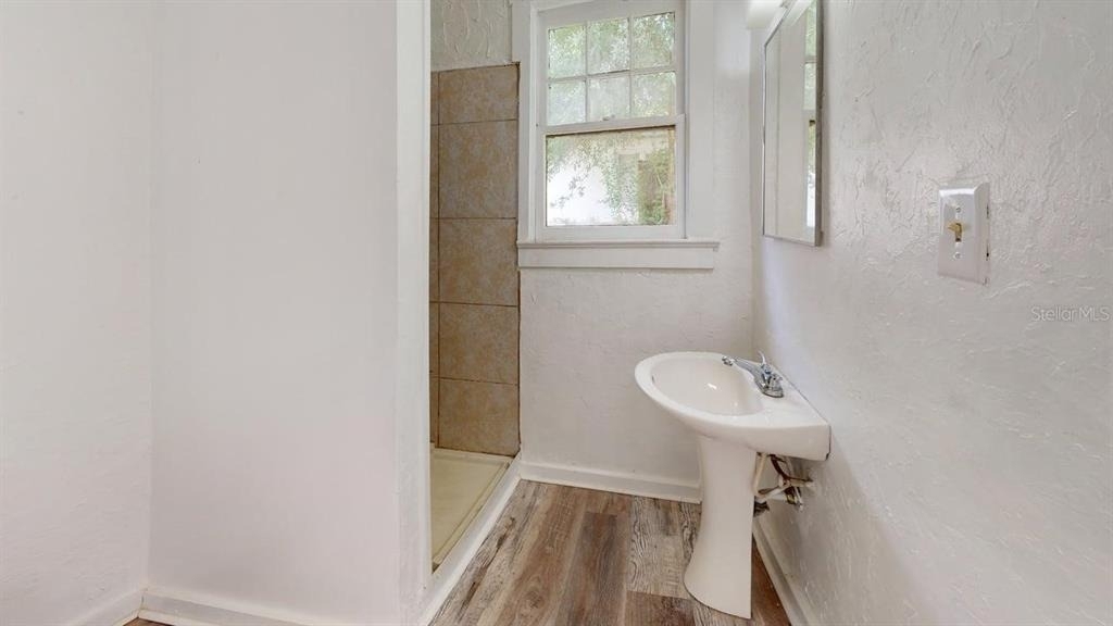 738 Wood Street - Photo 15