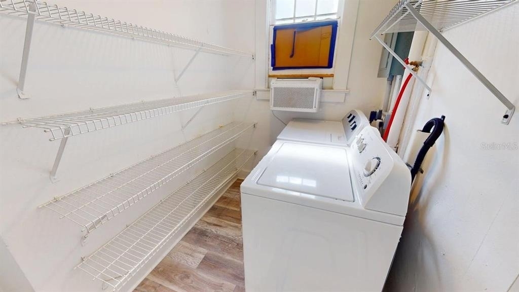738 Wood Street - Photo 13