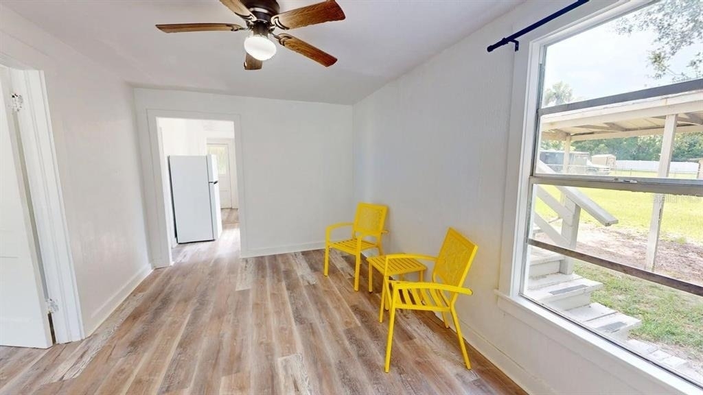 738 Wood Street - Photo 4