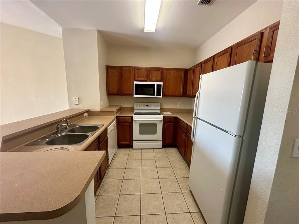 8124 Claire Ann Drive - Photo 4