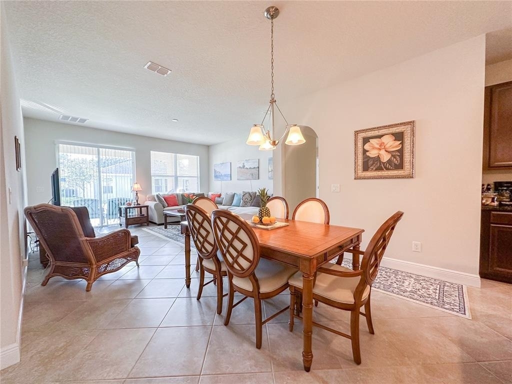 720 Parkmont Place - Photo 11