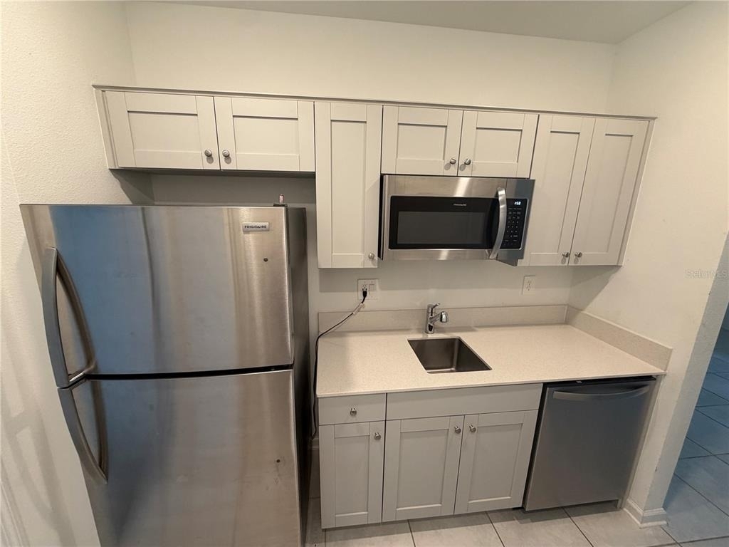 314 Lawson Avenue - Photo 3