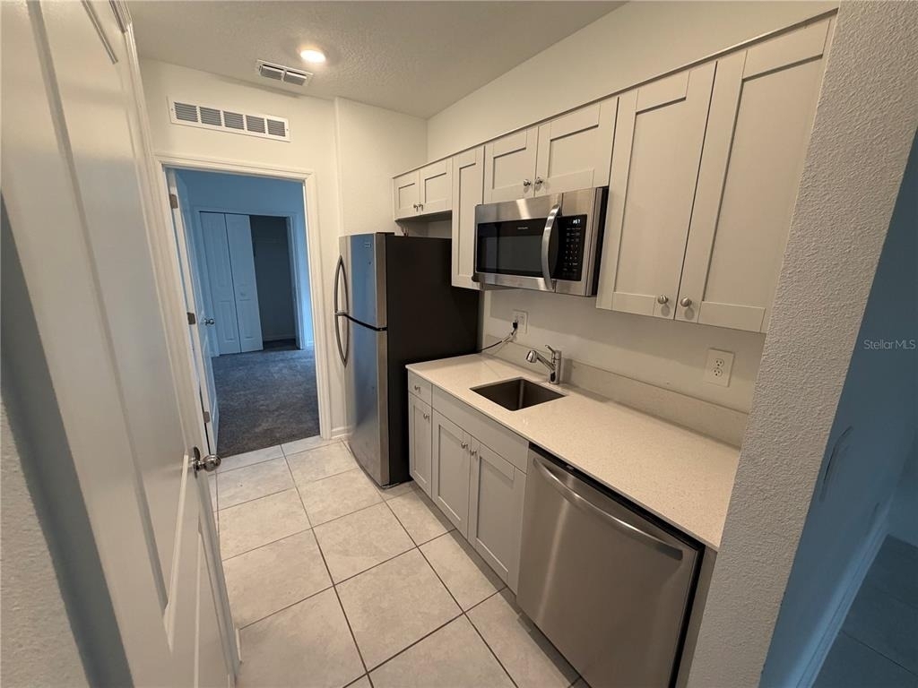 314 Lawson Avenue - Photo 2
