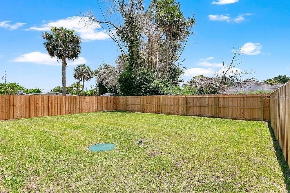 889 Dunbar Street - Photo 20