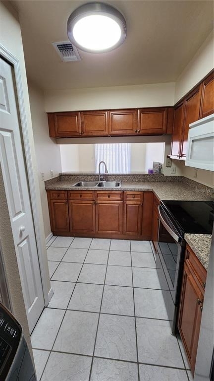 2211 Margarita Court - Photo 4