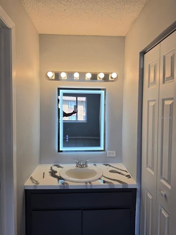 2526 S Oak Avenue - Photo 22