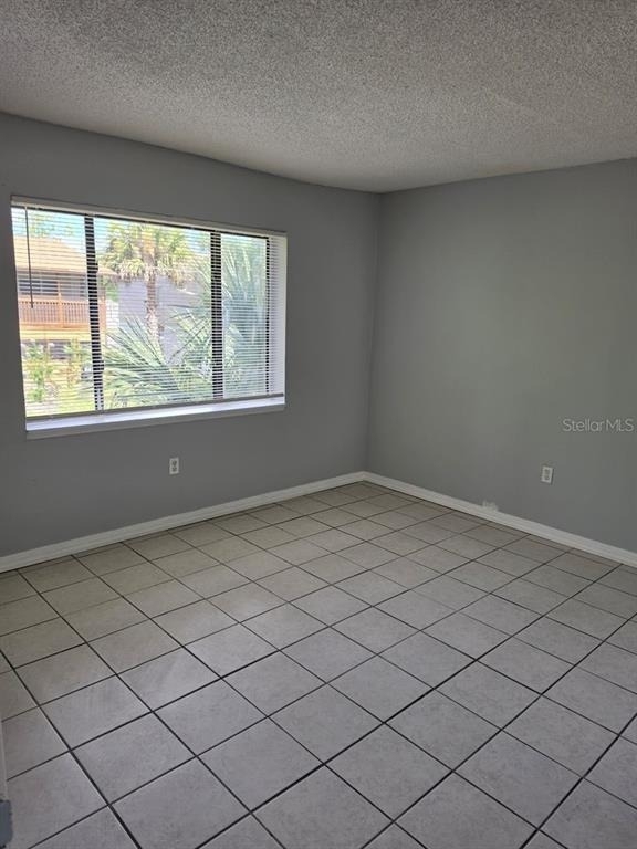 2526 S Oak Avenue - Photo 21