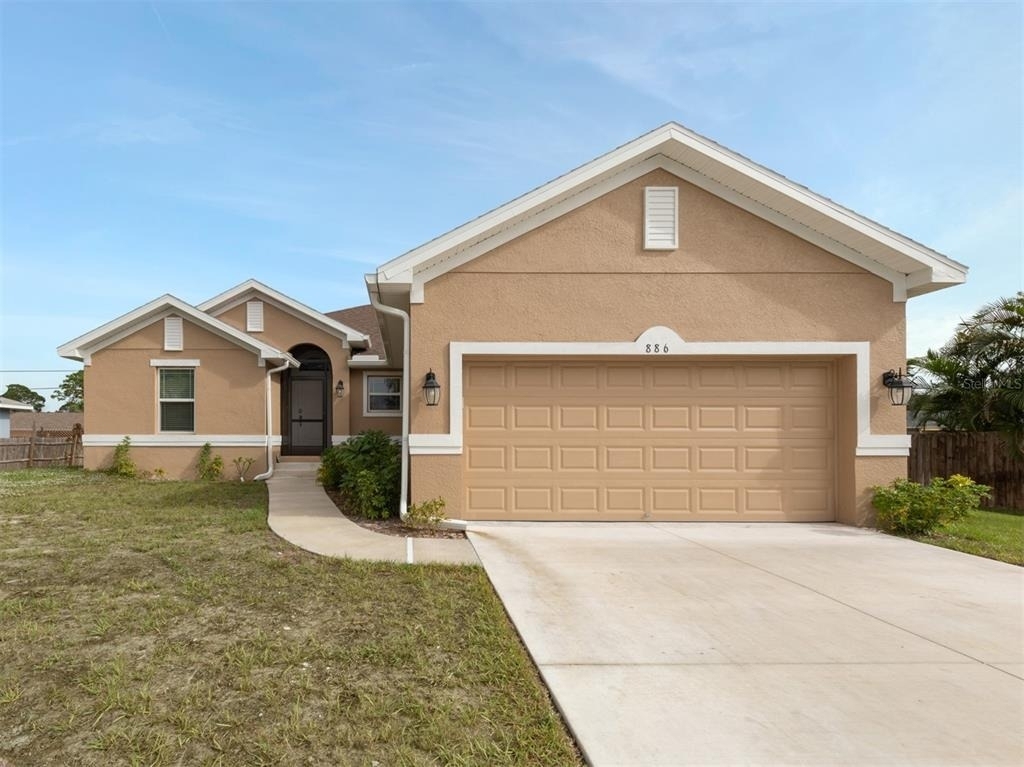 886 Euclid Road - Photo 1