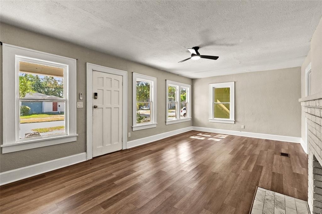 2329 7 Street S - Photo 8