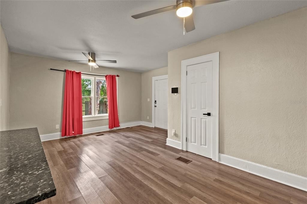 2329 7 Street S - Photo 15