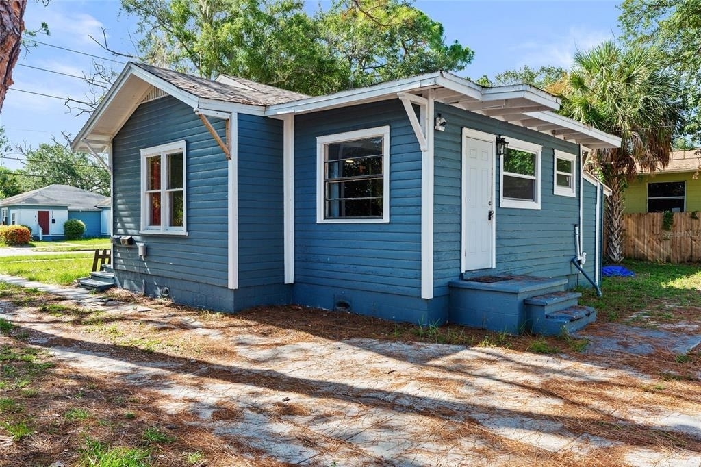 2329 7 Street S - Photo 32