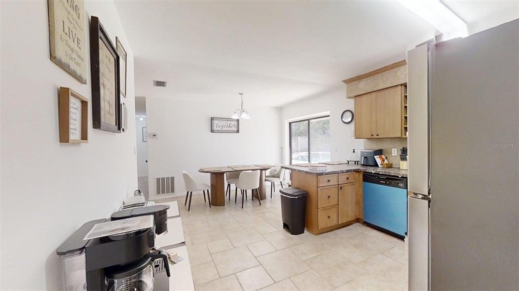 3740 Ne 5th Street - Photo 25