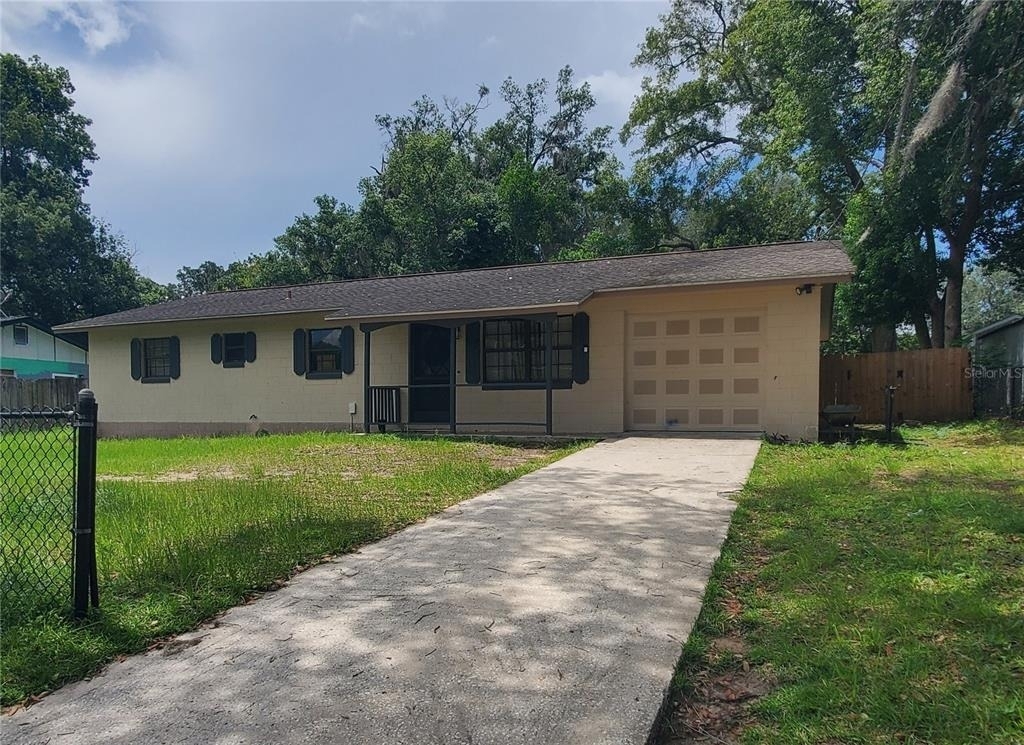 3740 Ne 5th Street - Photo 0