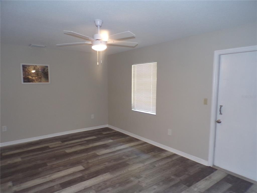 1088 Melville Road - Photo 9