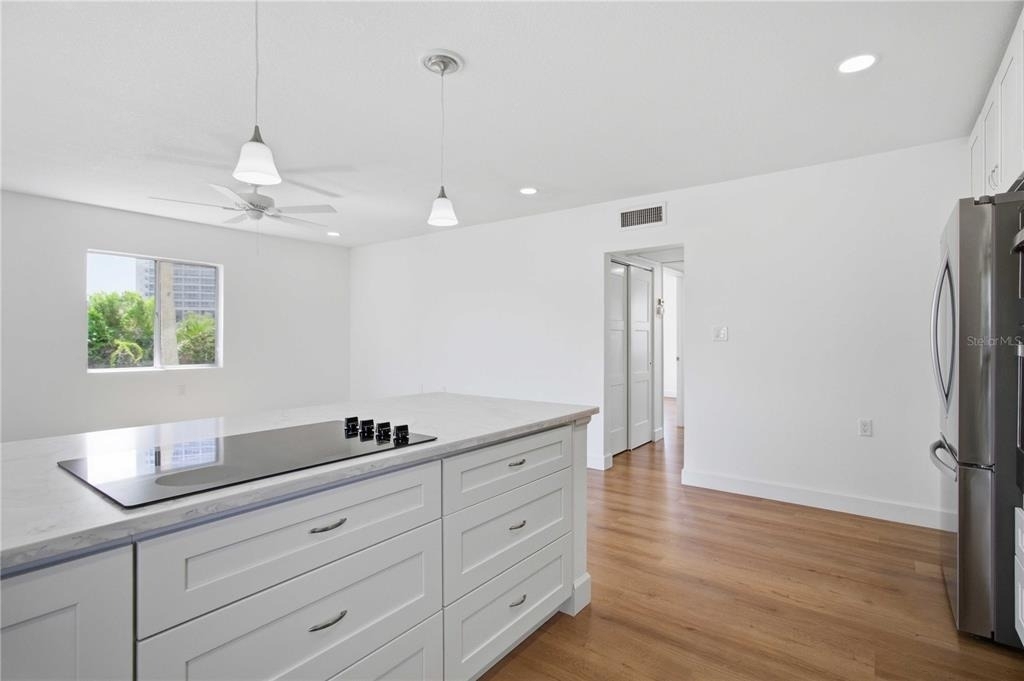 765 John Ringling Boulevard - Photo 2