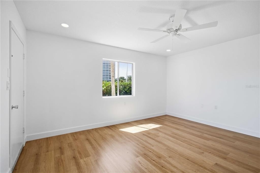 765 John Ringling Boulevard - Photo 9