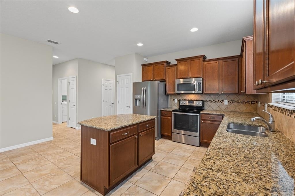 5524 107th Terrace E - Photo 14