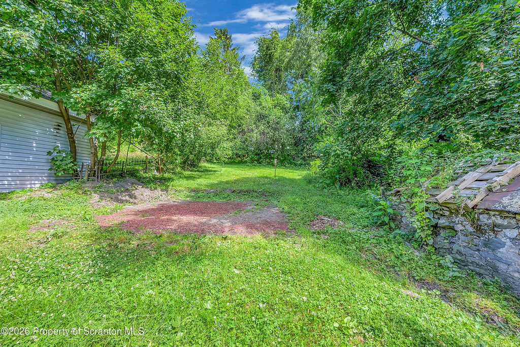 310 Oak Street - Photo 3