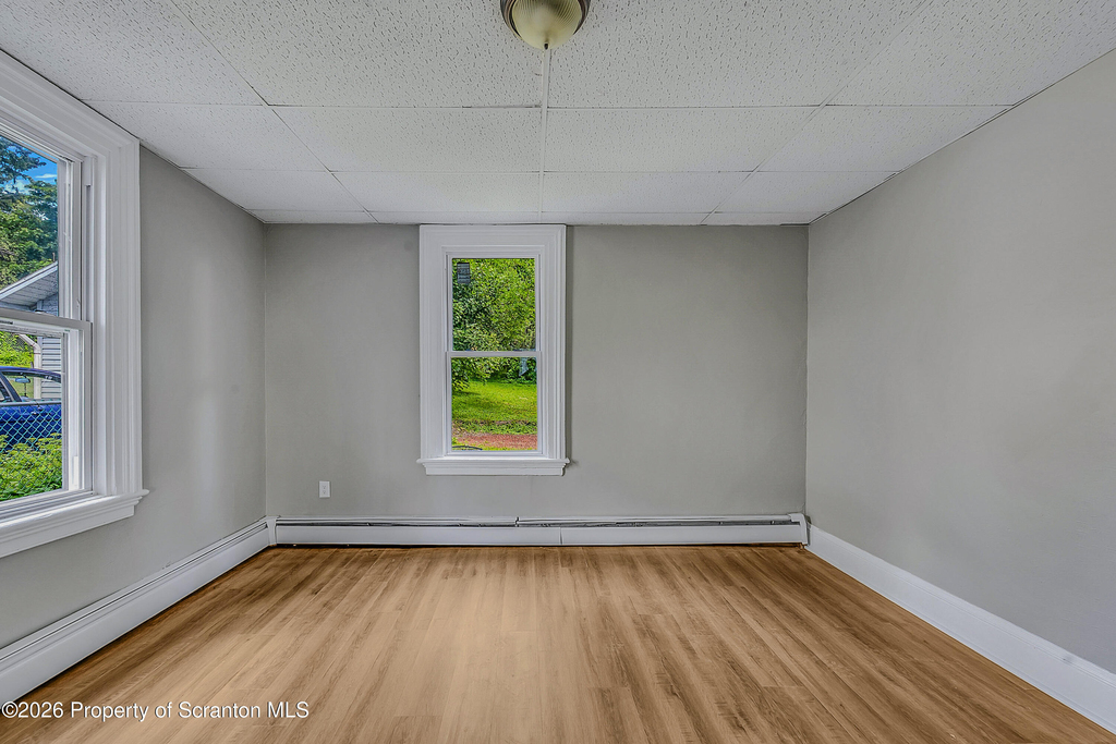 310 Oak Street - Photo 10