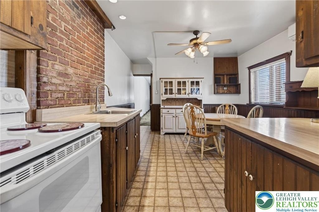 216 W Bertsch Street - Photo 7