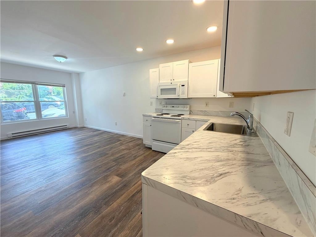 811 Itaska Street - Photo 7