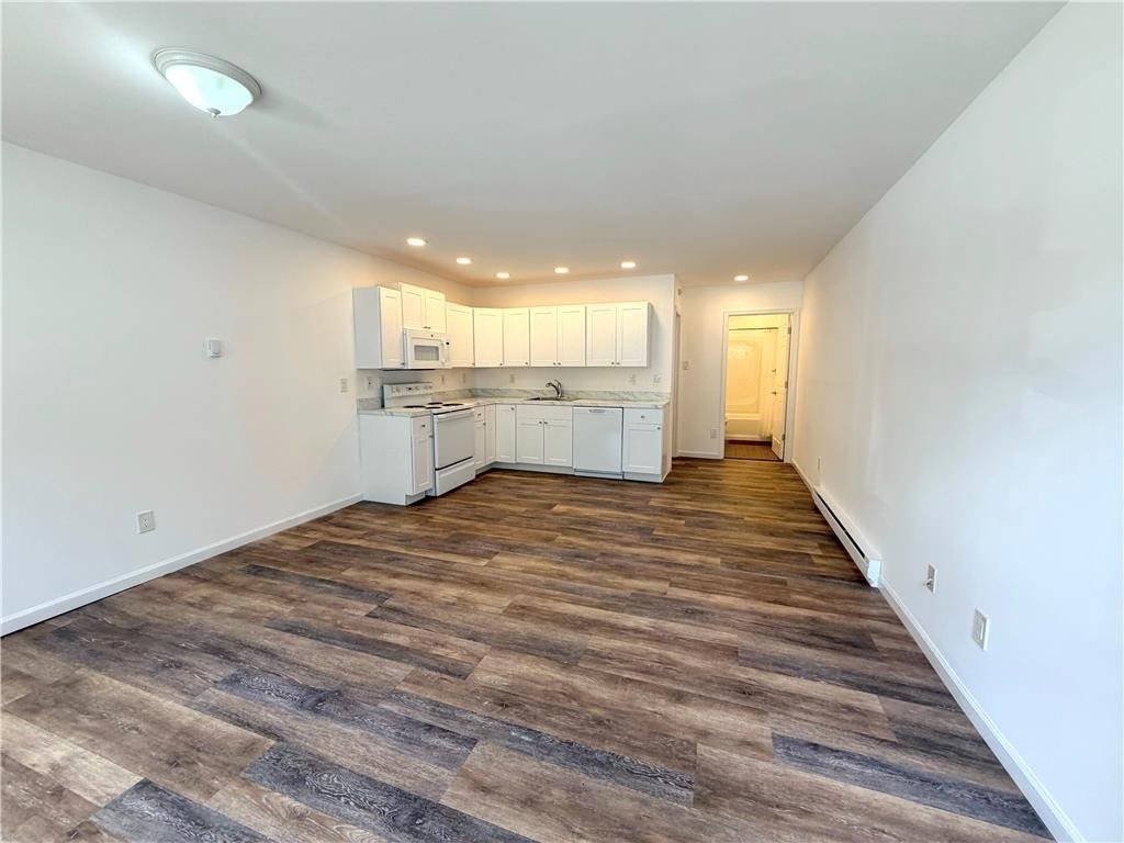 811 Itaska Street - Photo 3