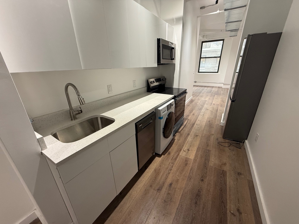 255 West 36th Street - Photo 0