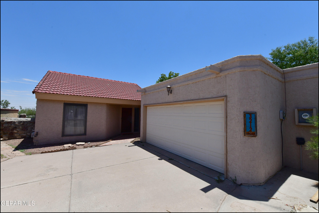 3212 Canyon Point Lane - Photo 1