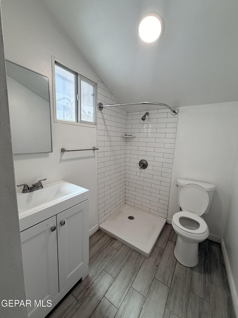 2221 Bassett Avenue - Photo 12
