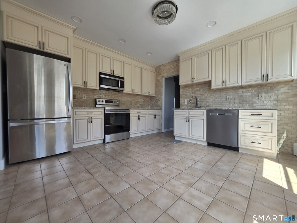 70 Westfield Avenue - Photo 6