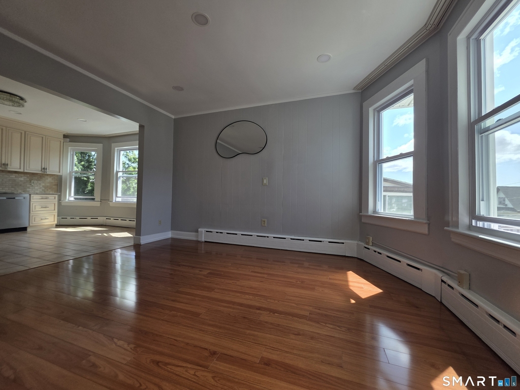70 Westfield Avenue - Photo 2