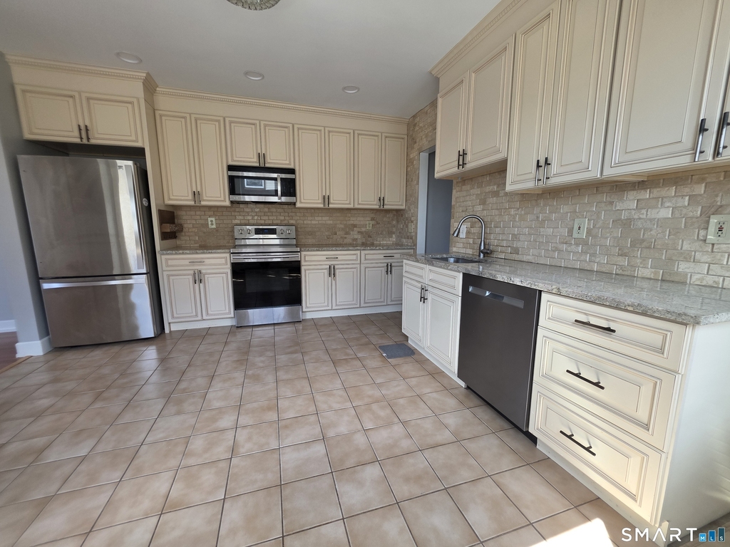 70 Westfield Avenue - Photo 7