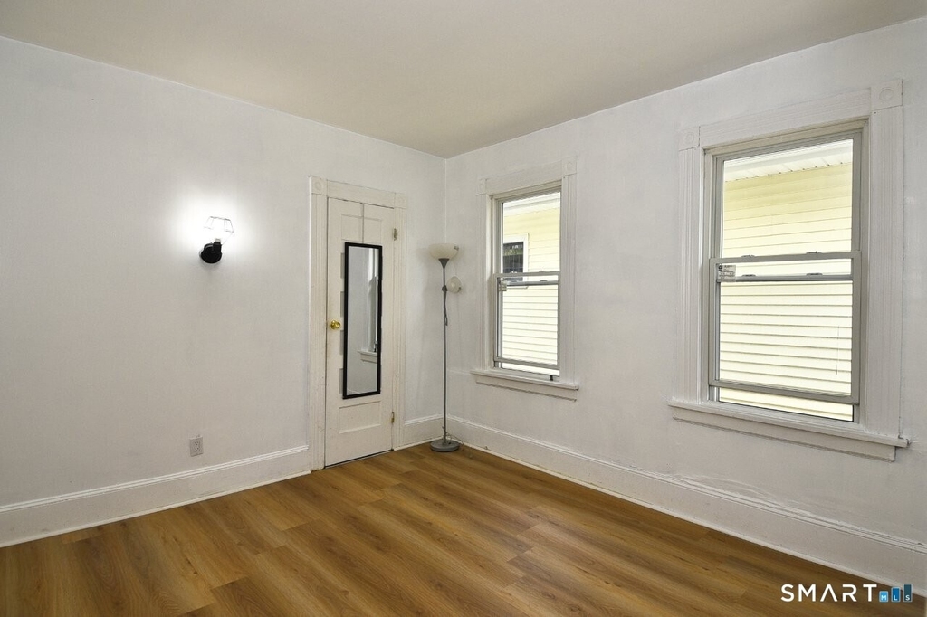 2455 North Avenue - Photo 14