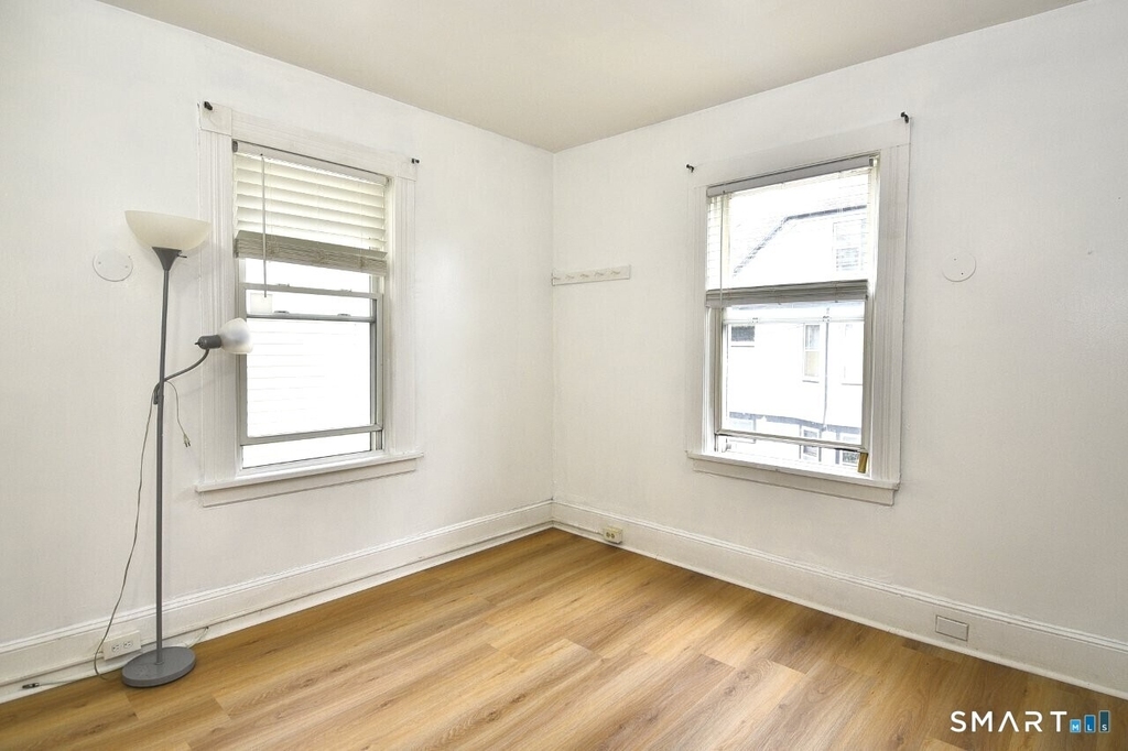 2455 North Avenue - Photo 13