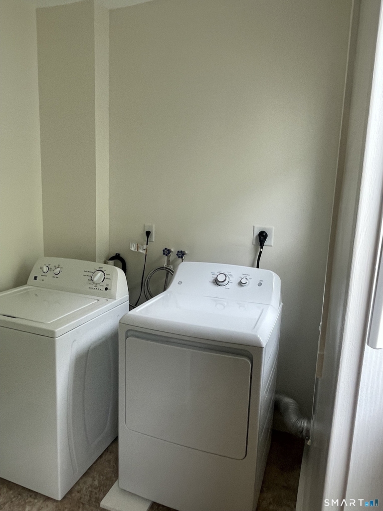 679 Winchester Avenue - Photo 6