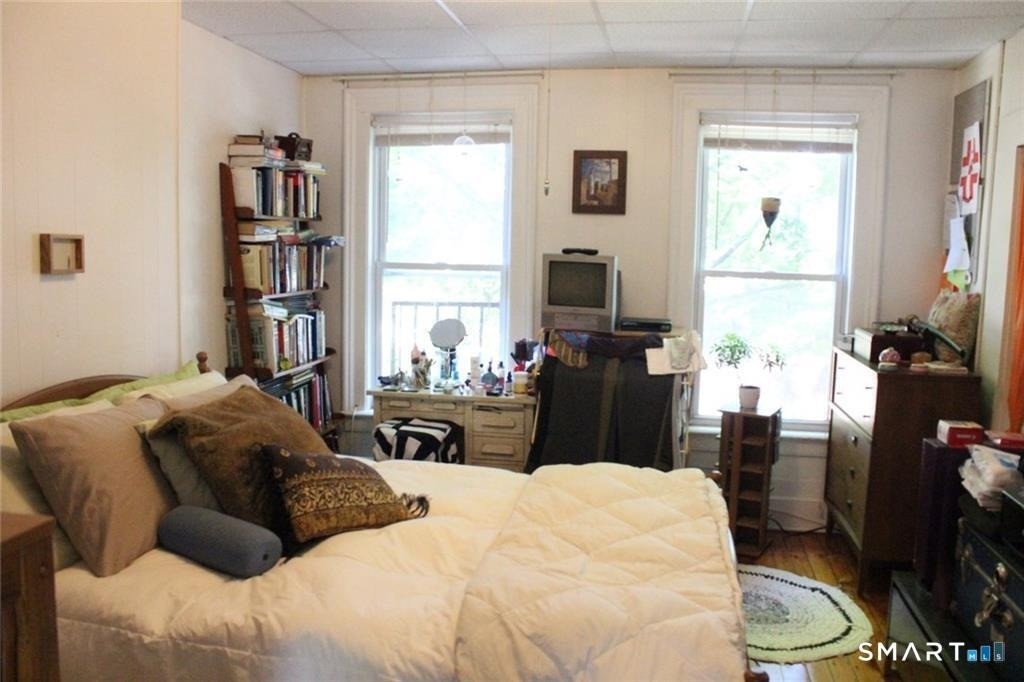 151 Bradley Street - Photo 5