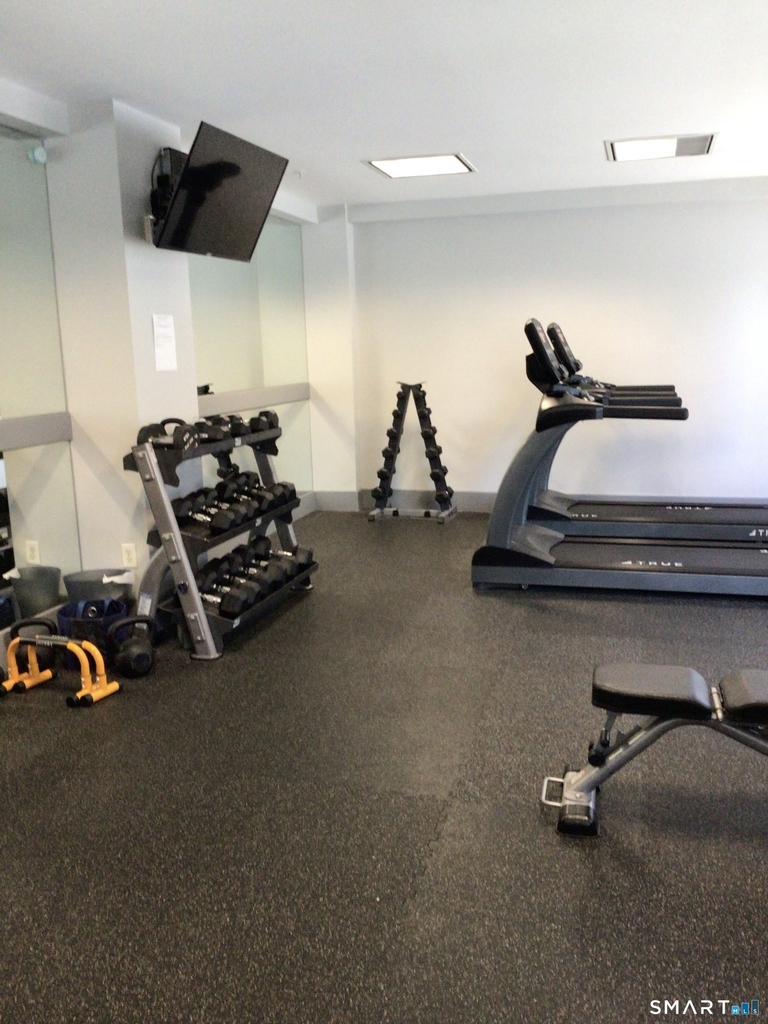 300 Broad Street - Photo 11