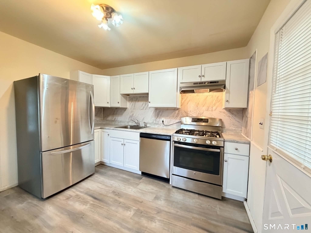 6 Fifth Street - Photo 5