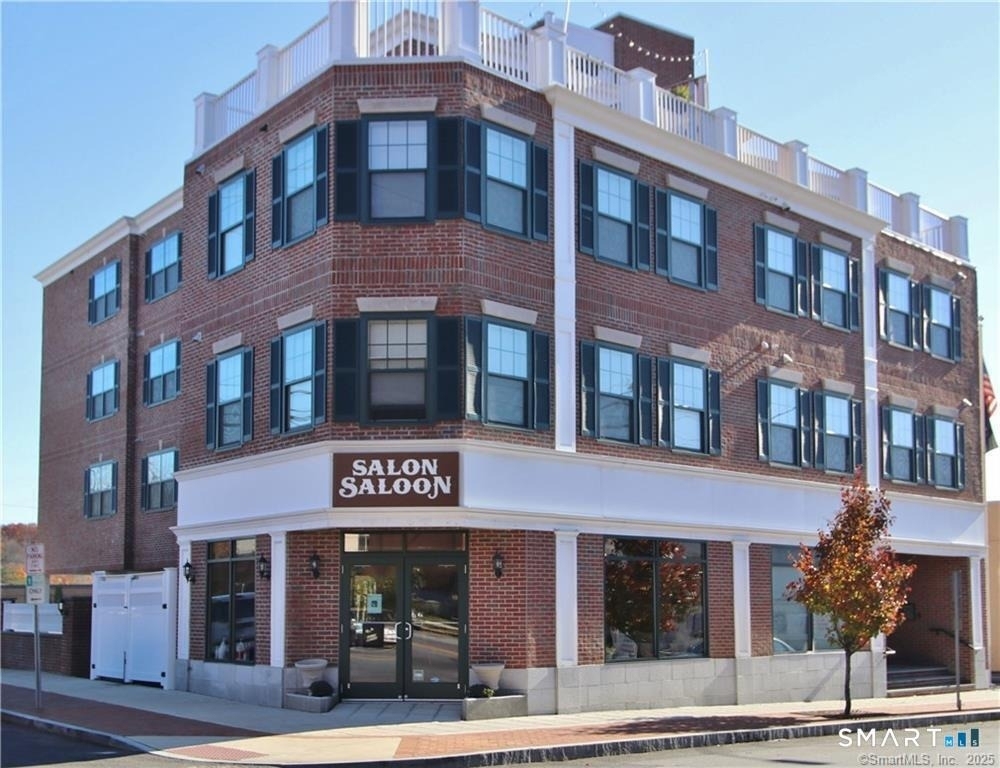 947 Hope Street - Photo 0