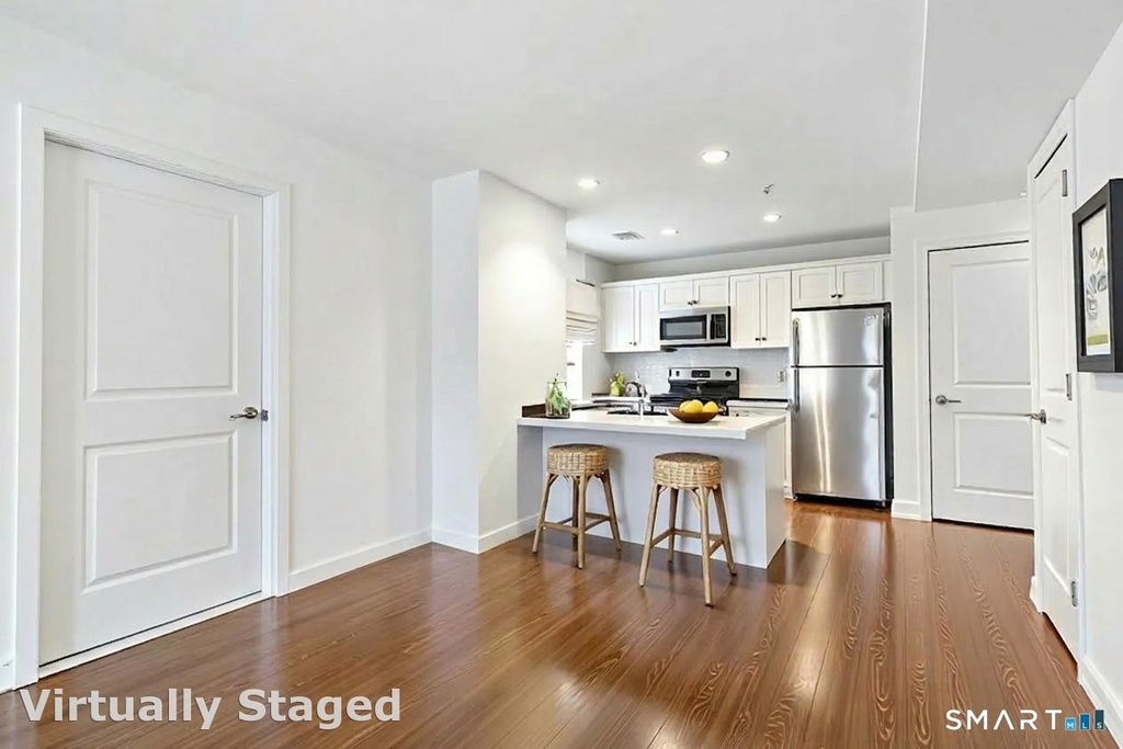 947 Hope Street - Photo 5