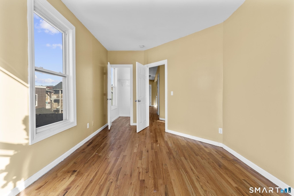 691 Main Street - Photo 14