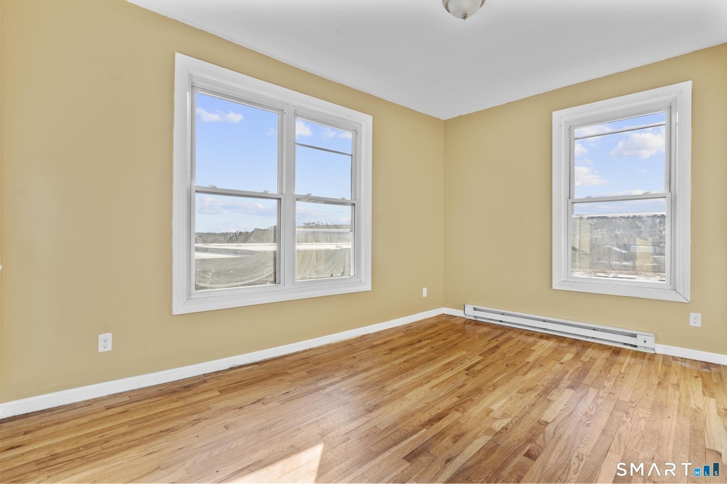 691 Main Street - Photo 16