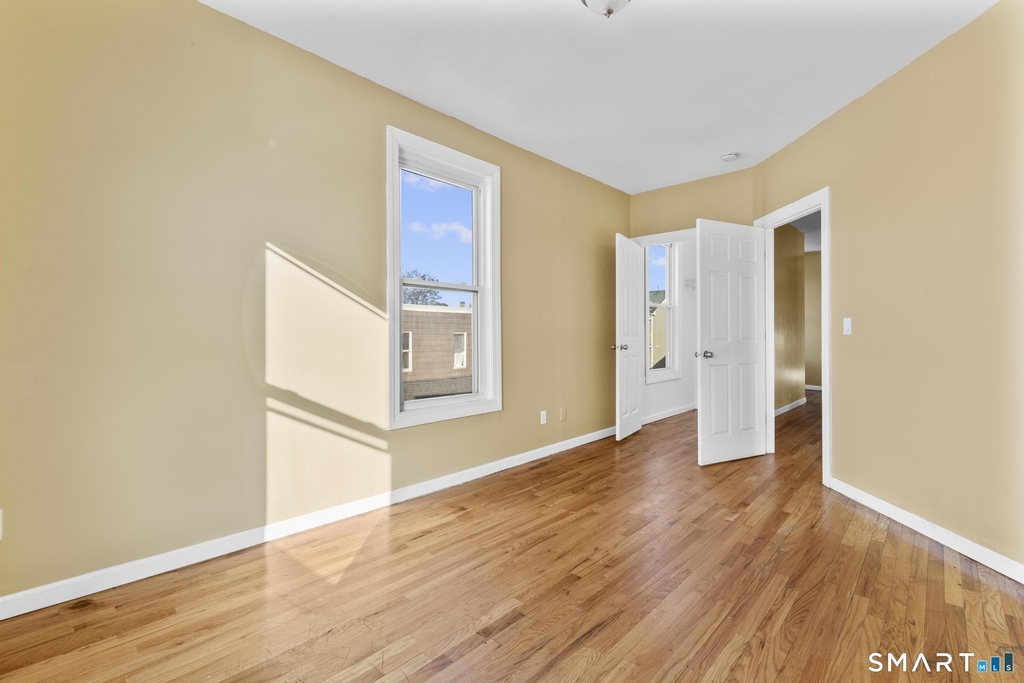 691 Main Street - Photo 15