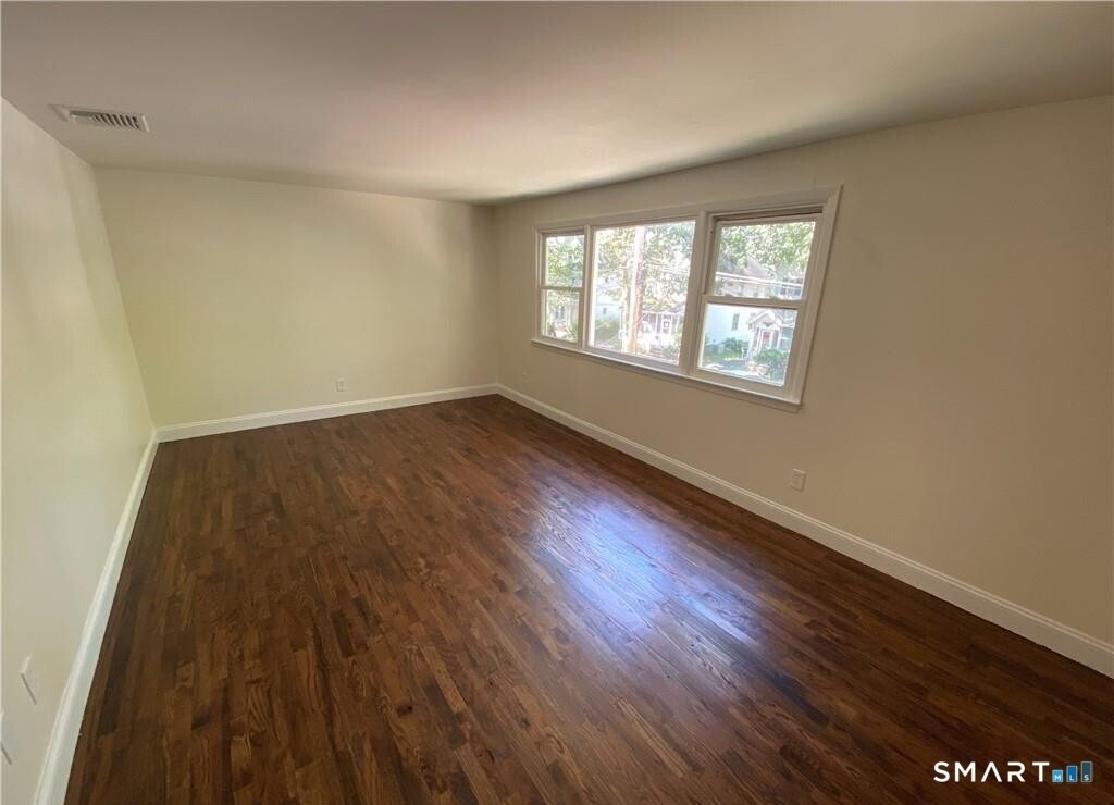 111 Greenwich Avenue - Photo 3