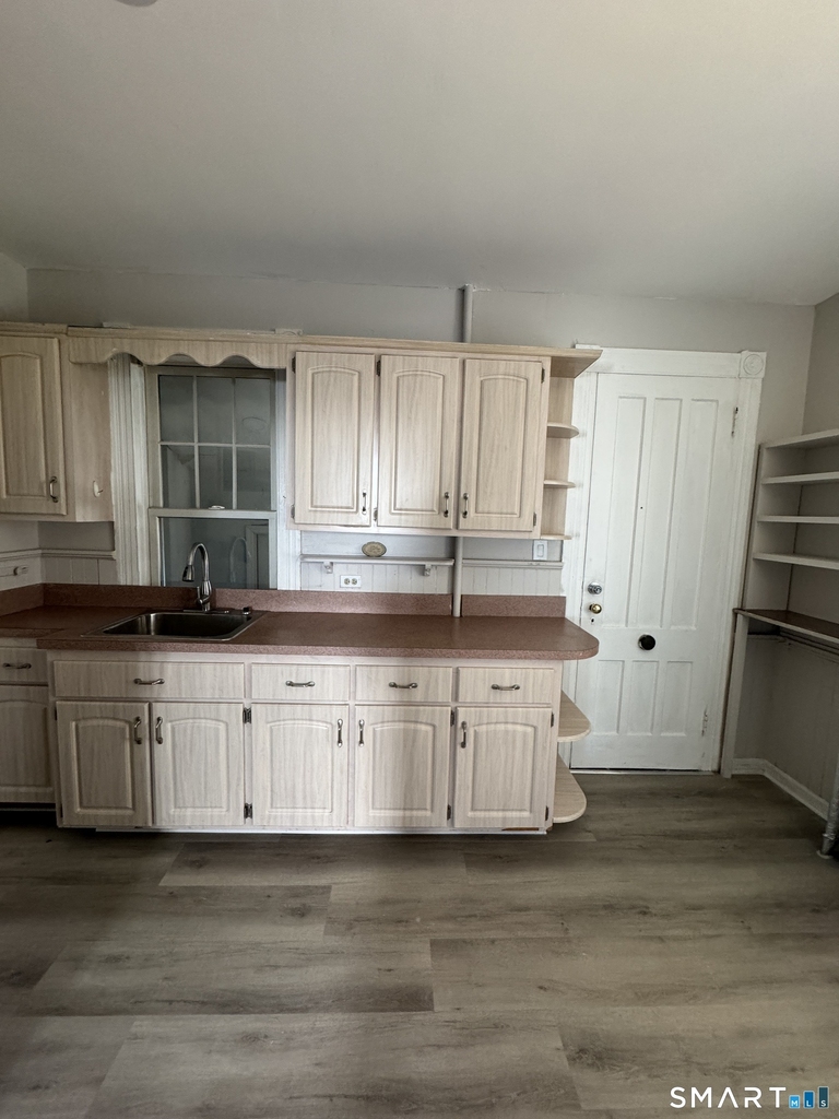 11 Betts Place - Photo 10