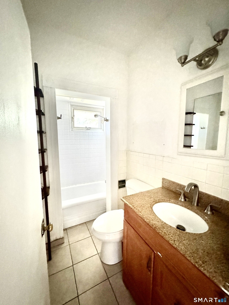 11 Betts Place - Photo 14