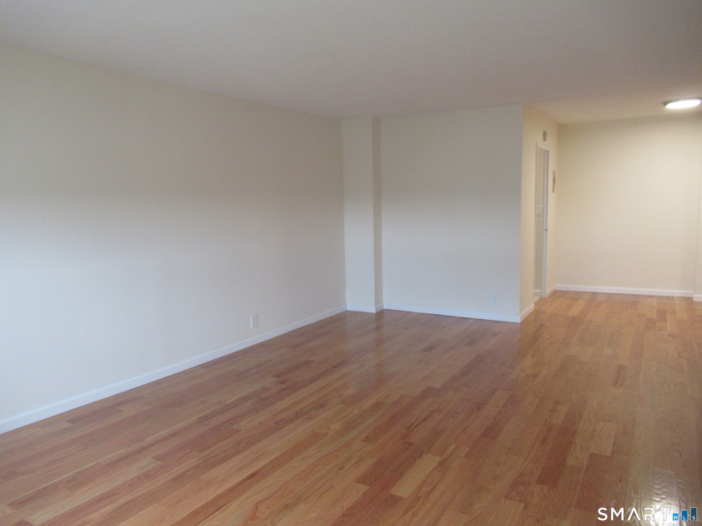 2600 Park Avenue - Photo 2